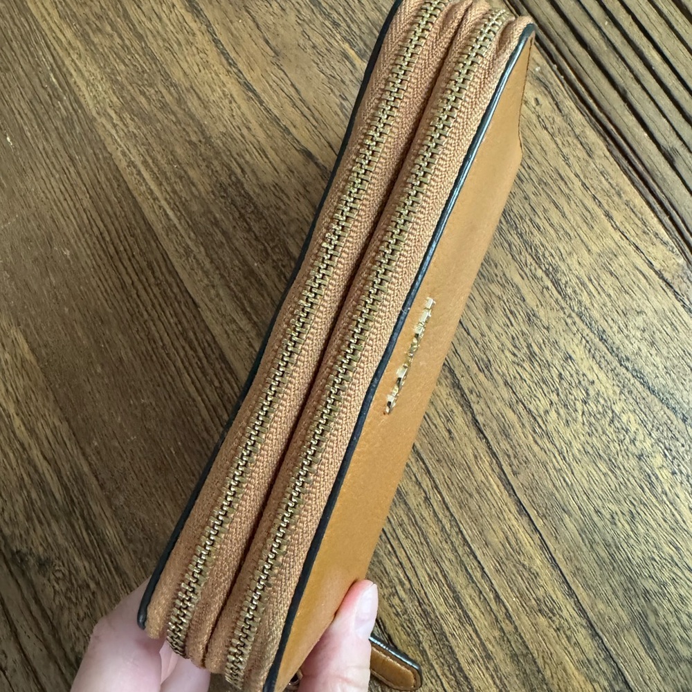 Coach Brown Leather Zip Wallet - Picture 2 of 5